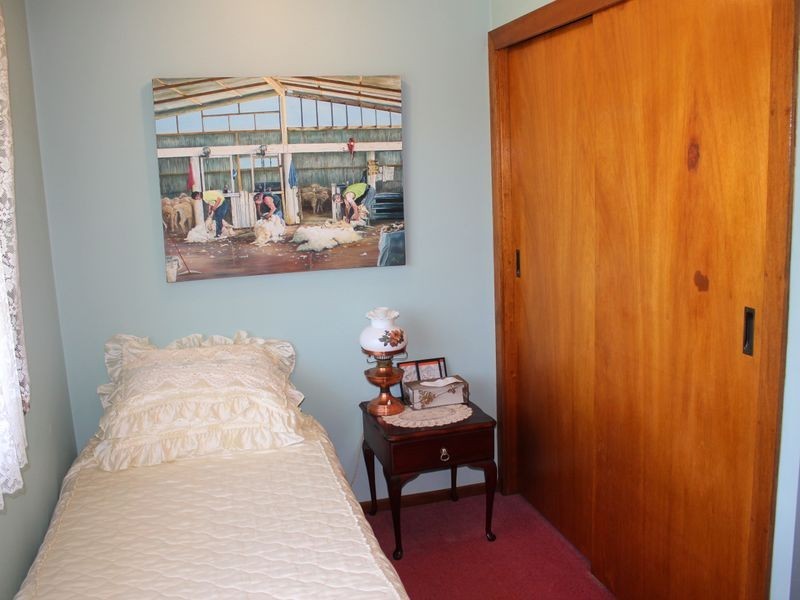 47 Bayview Crescent, Taree NSW 2430