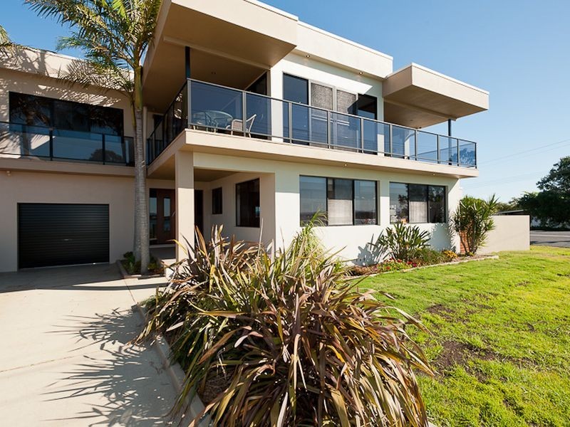 7 Main Road, Manning Point NSW 2430