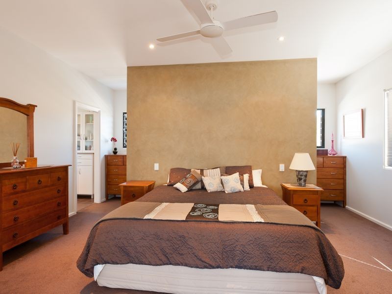 7 Main Road, Manning Point NSW 2430