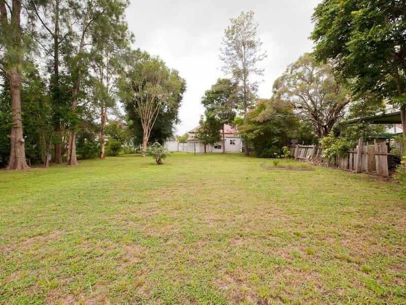 10 Stevenson Street, Taree NSW 2430