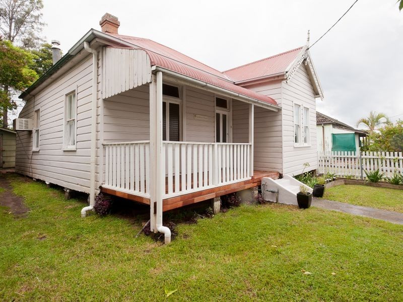 10 Stevenson Street, Taree NSW 2430