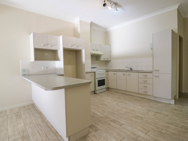 2/221 Victoria Street, Taree NSW 2430