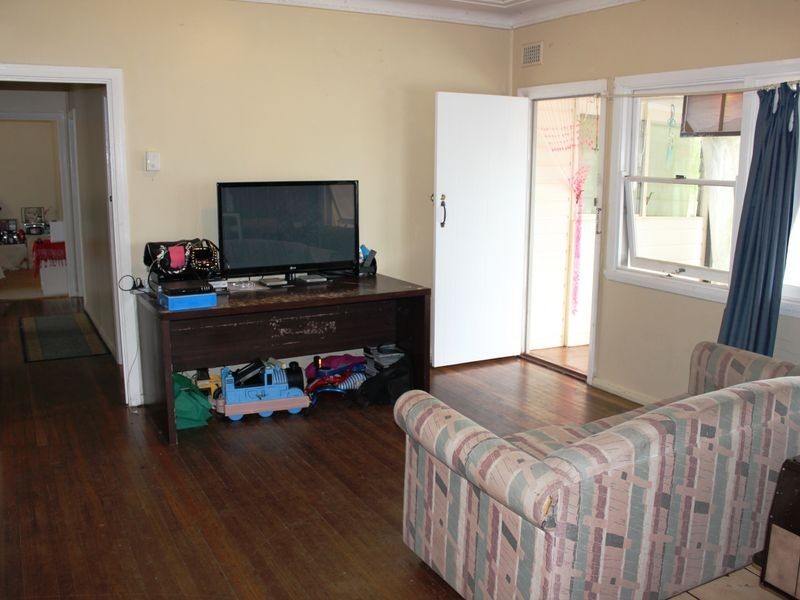 2a Burri Street, Taree NSW 2430