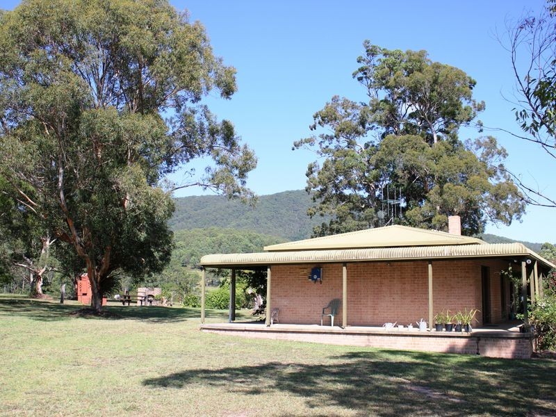 347 Careys Road, Tinonee NSW 2430