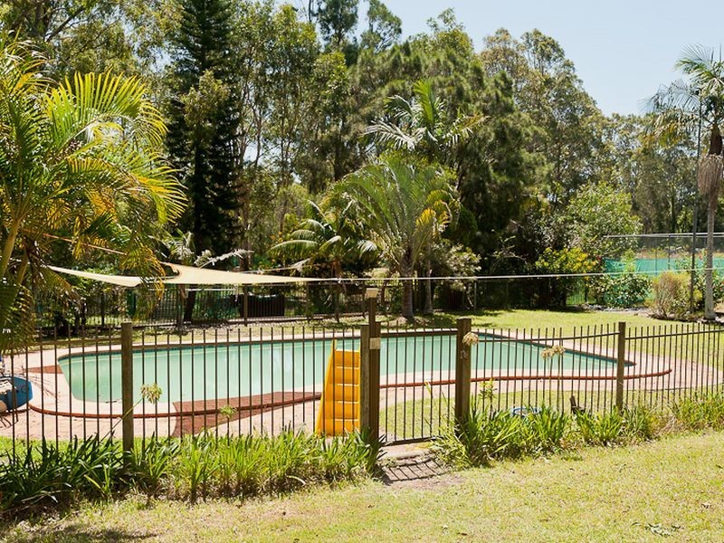 8 Farmborough Close, Cundletown NSW 2430
