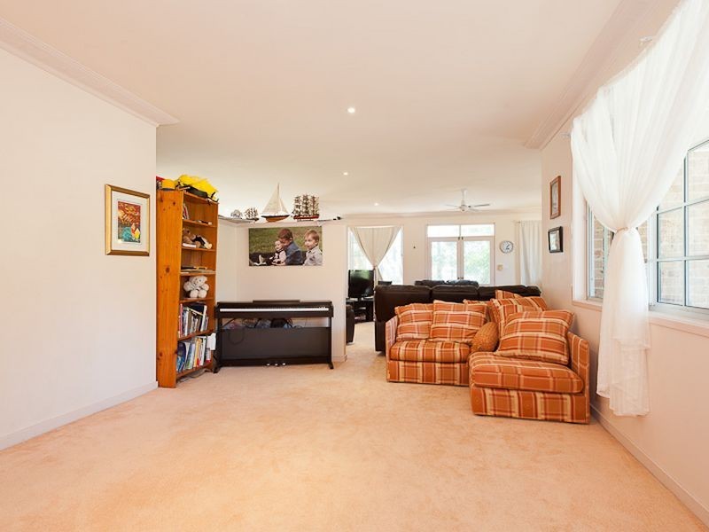 8 Farmborough Close, Cundletown NSW 2430
