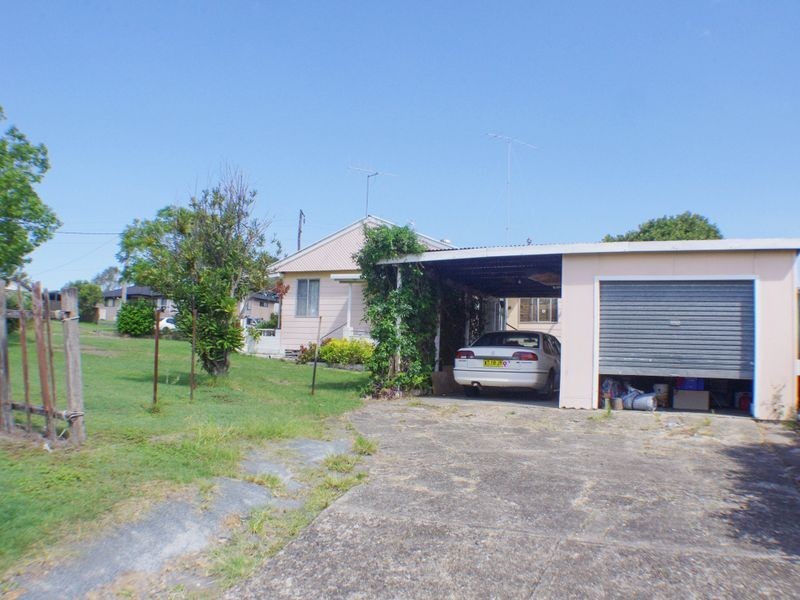 12 Kerle Street, Taree NSW 2430