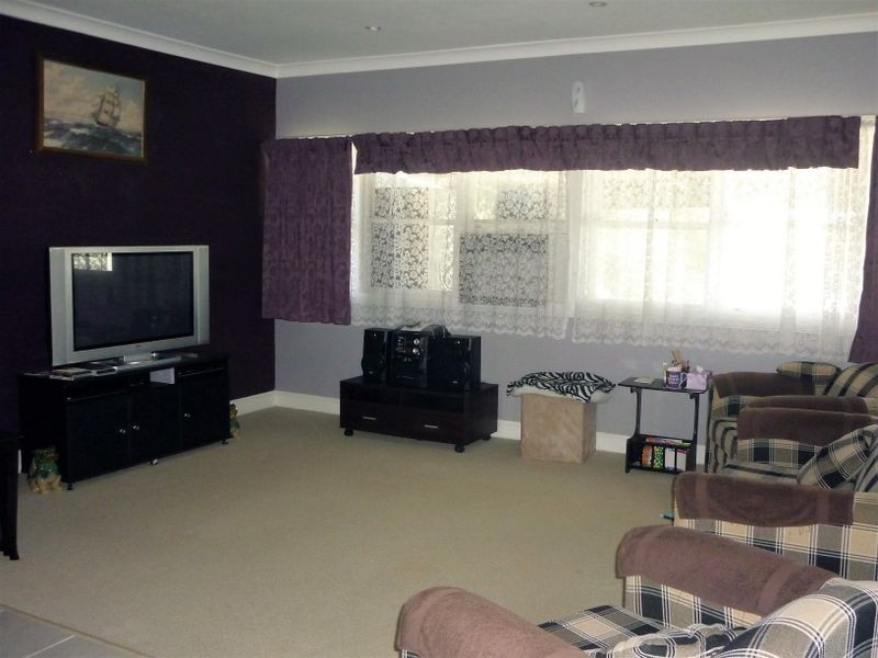 98 Cowper Street, Taree NSW 2430