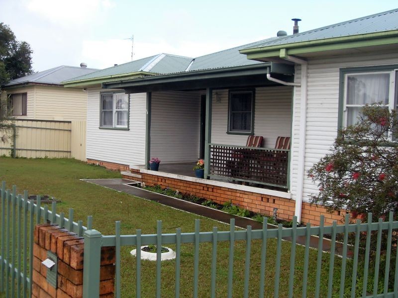 98 Cowper Street, Taree NSW 2430