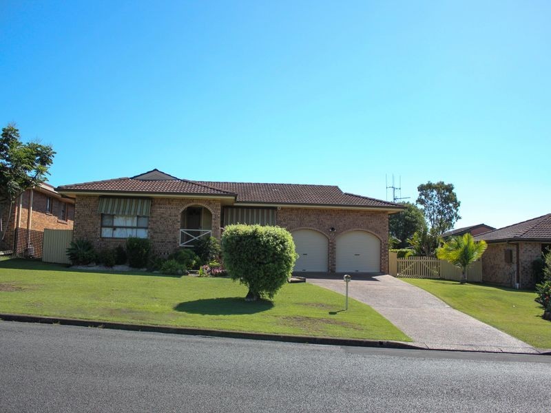 17 Palanas Drive, Taree NSW 2430