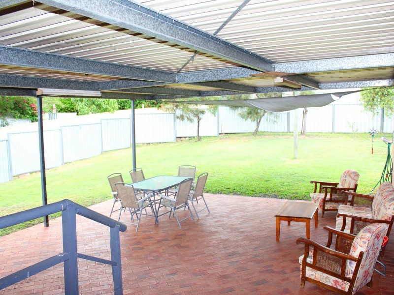 90 Kanangra Drive, Taree NSW 2430
