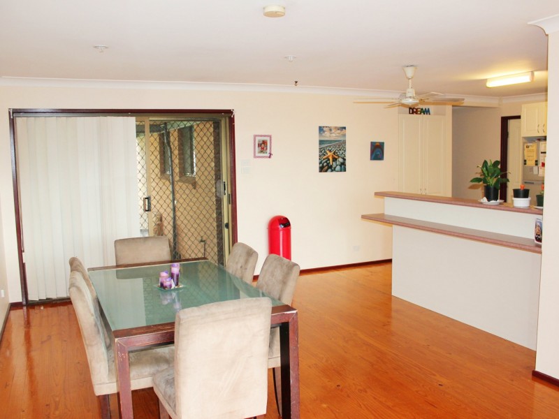 90 Kanangra Drive, Taree NSW 2430