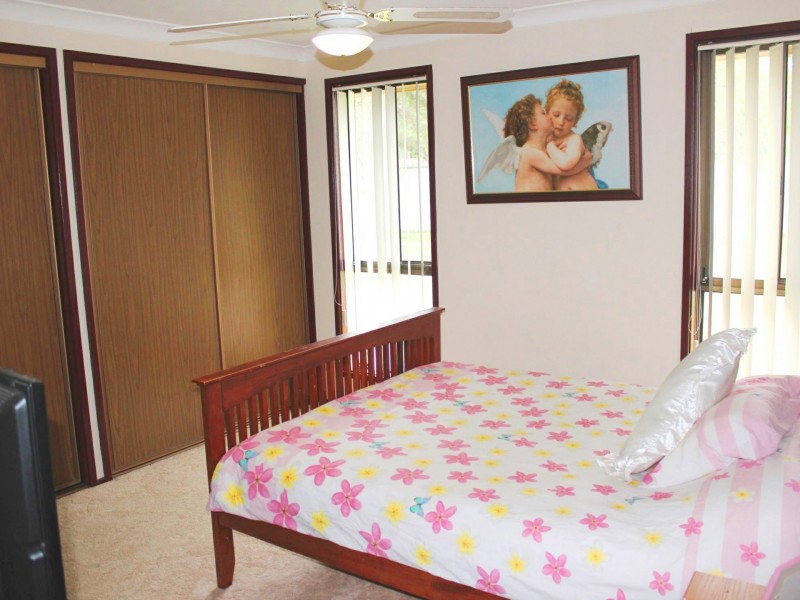 90 Kanangra Drive, Taree NSW 2430