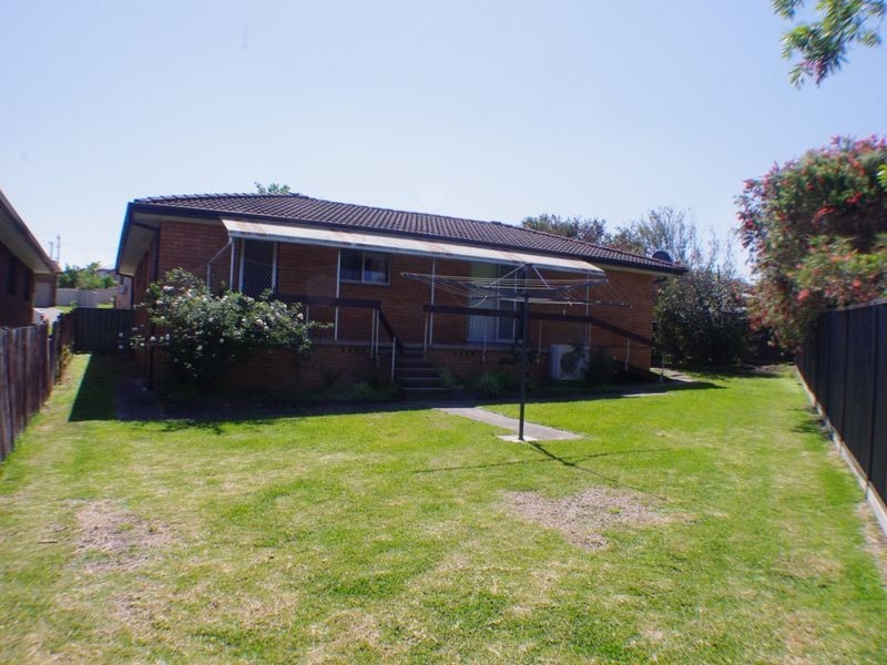 12 Allambie Close, Taree NSW 2430