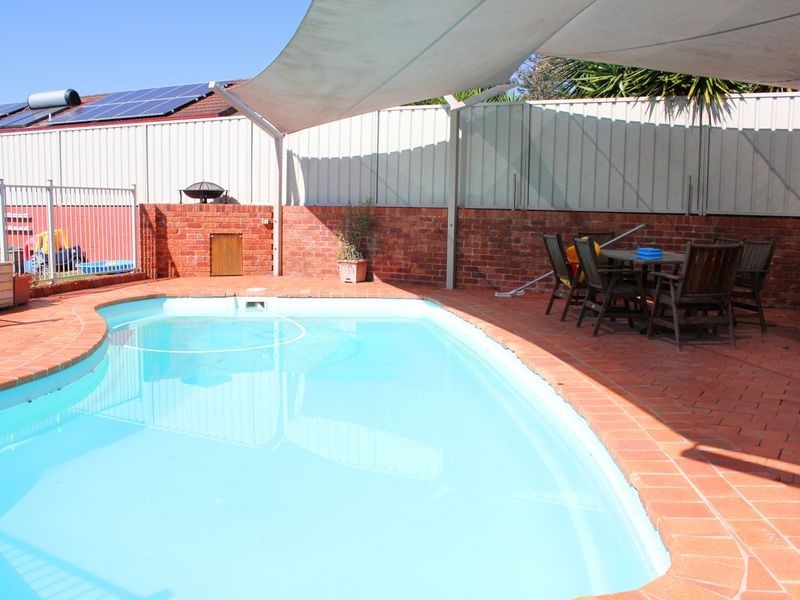 16 Peveril Street, Tinonee NSW 2430