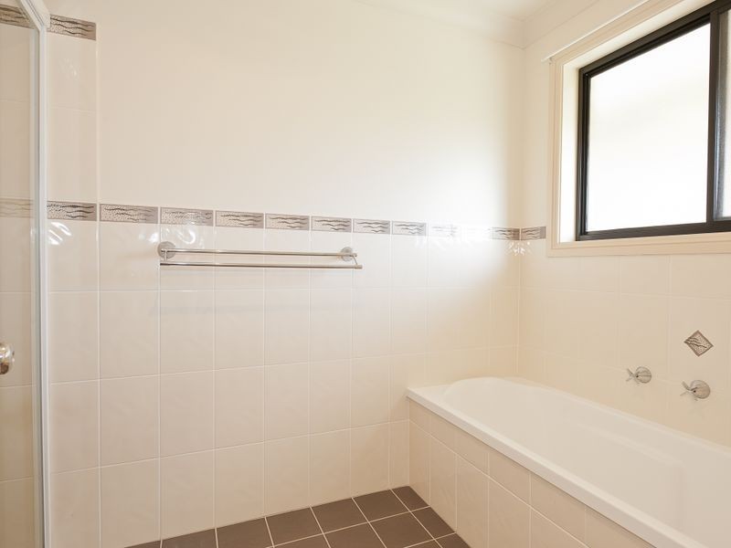 3 John Armstrong Close, Taree NSW 2430