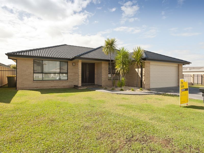 3 John Armstrong Close, Taree NSW 2430