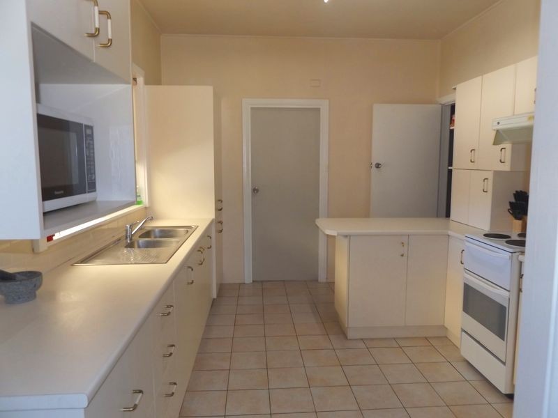 12 Chatham Avenue, Taree NSW 2430