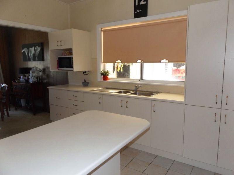 12 Chatham Avenue, Taree NSW 2430