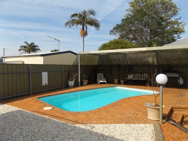 12 Chatham Avenue, Taree NSW 2430