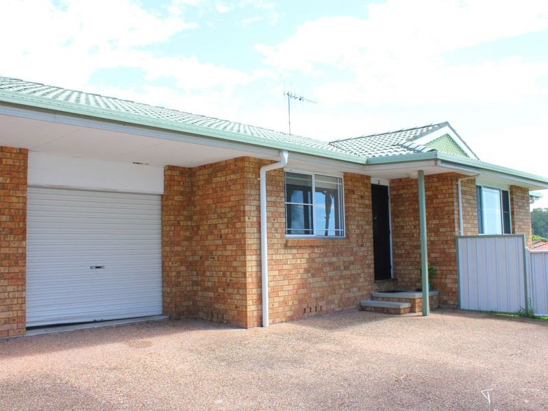 2/8 Talawong Drive, Taree NSW 2430