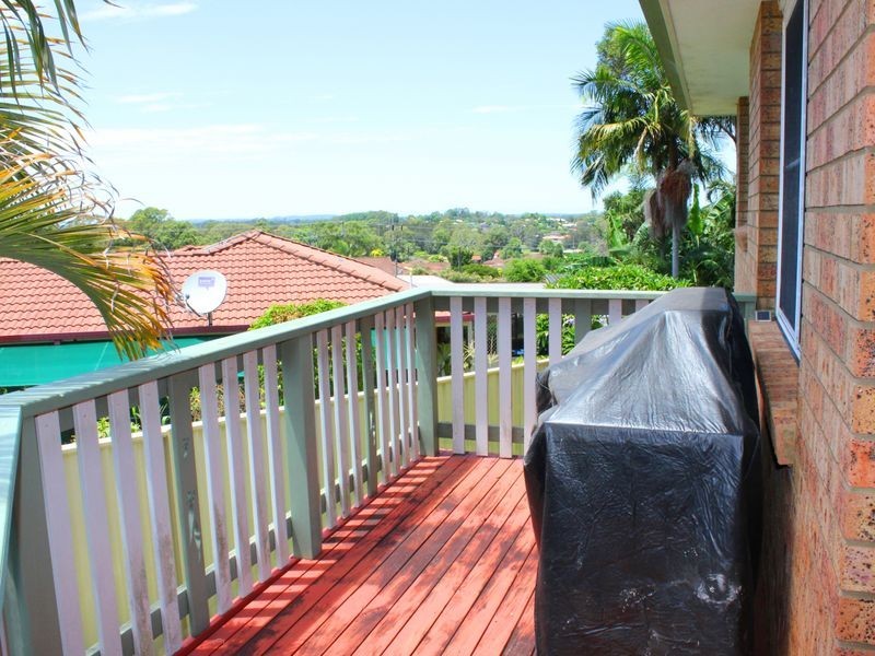 2/8 Talawong Drive, Taree NSW 2430