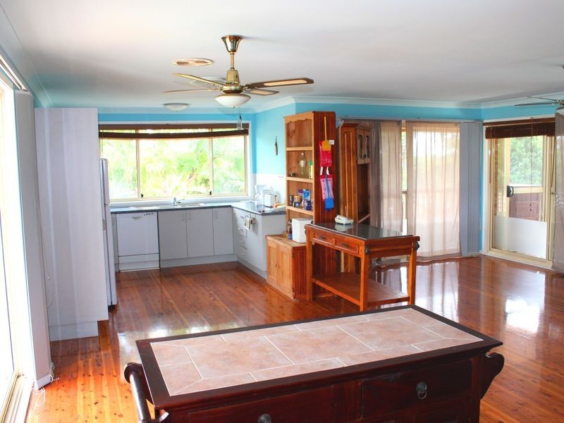 13 Seaview Street, Diamond Beach NSW 2430