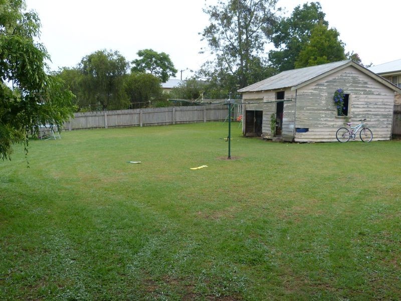 111 Albert Street, Taree NSW 2430