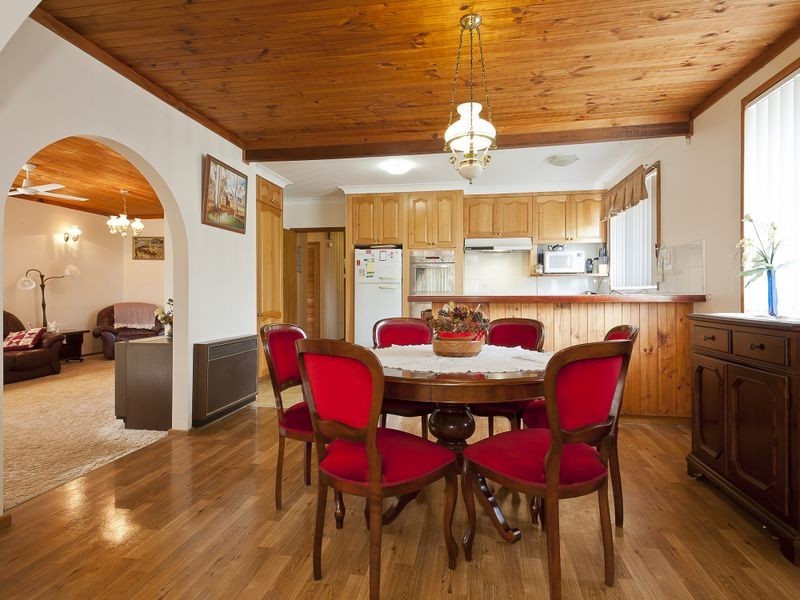 11 Tristania Crescent, Taree NSW 2430