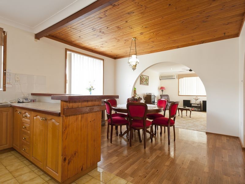 11 Tristania Crescent, Taree NSW 2430