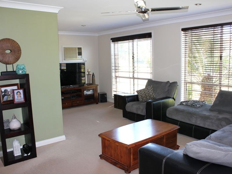 37 Rosewood Crescent, Taree NSW 2430