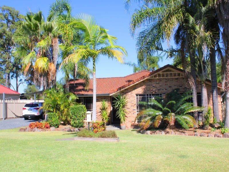 37 Rosewood Crescent, Taree NSW 2430