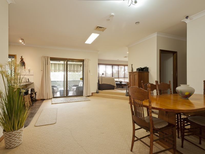 20 Kurrajong Crescent, Taree NSW 2430