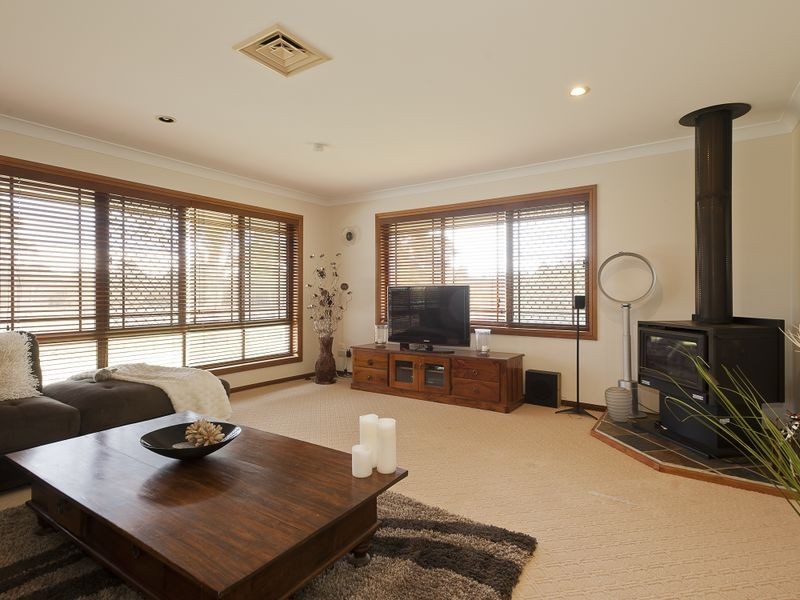 20 Kurrajong Crescent, Taree NSW 2430