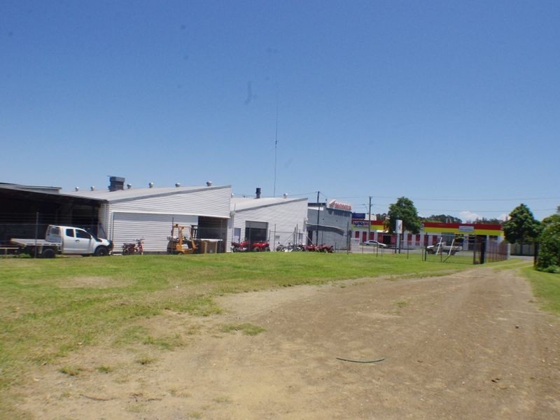 4-6 Victoria Street, Taree NSW 2430