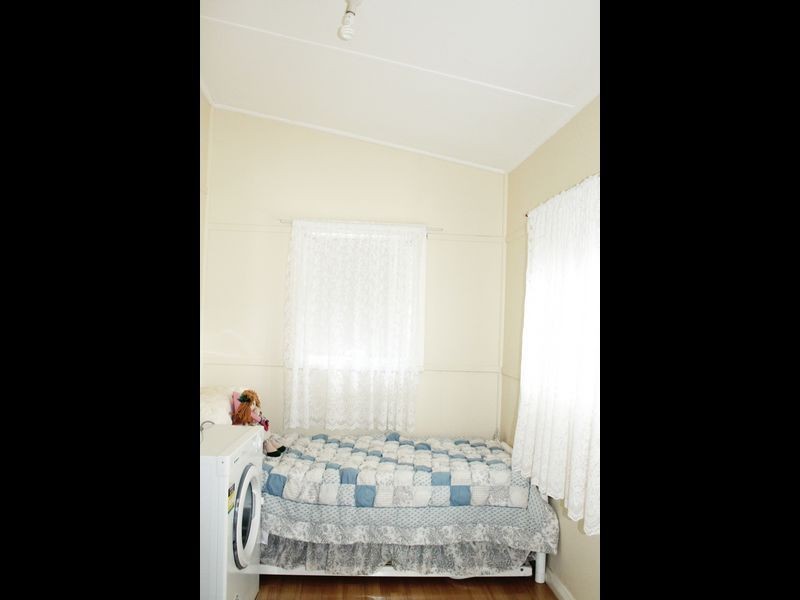 9 Pitt Street, Taree NSW 2430