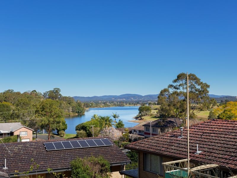 24 Maiden Avenue, Taree NSW 2430