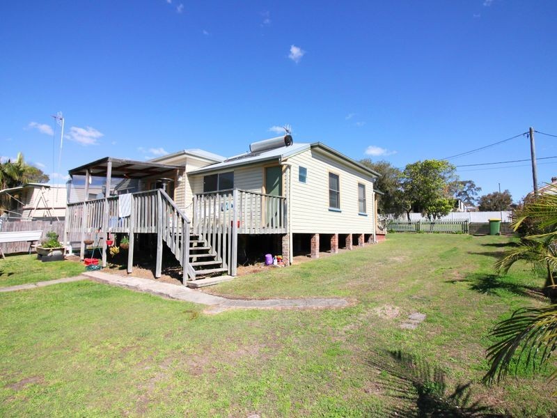 27 Fotheringham Street, Taree NSW 2430