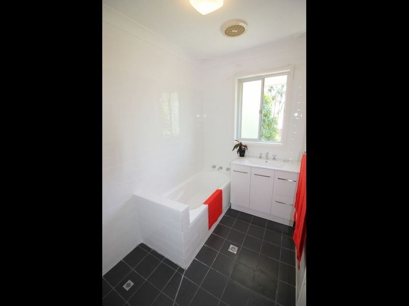 51 Bushland Drive, Taree NSW 2430