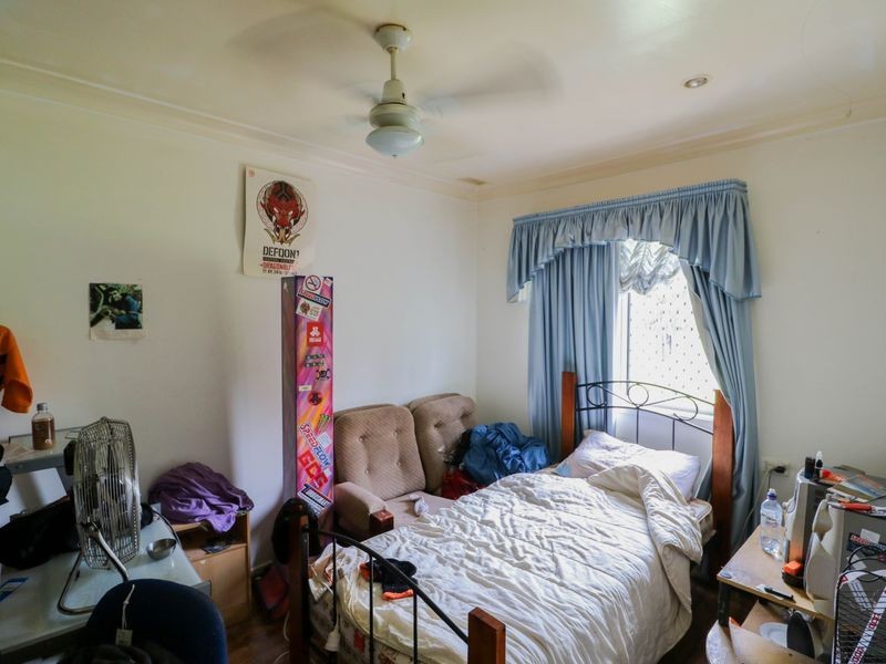 4 Hughes Street, Taree NSW 2430