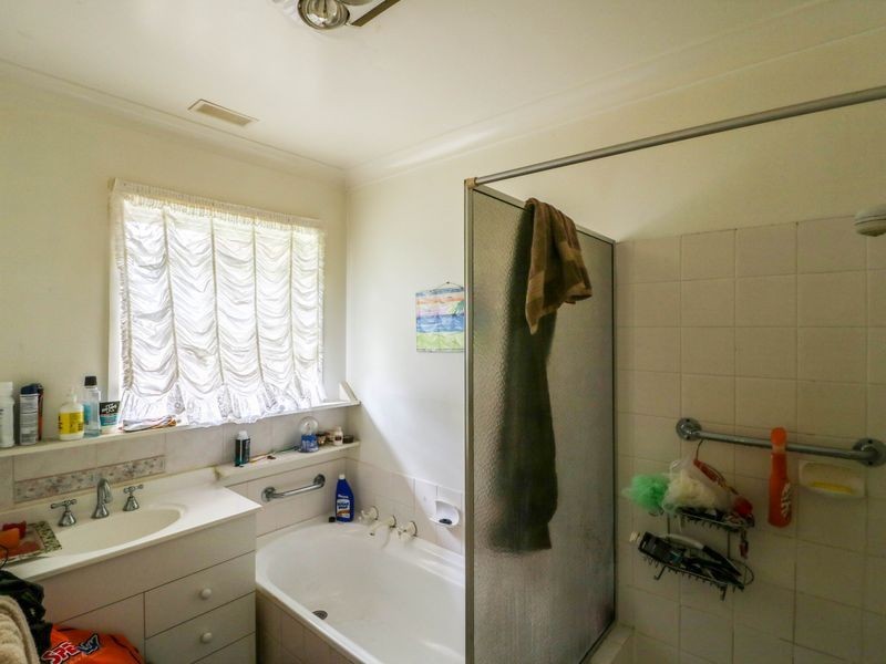 4 Hughes Street, Taree NSW 2430