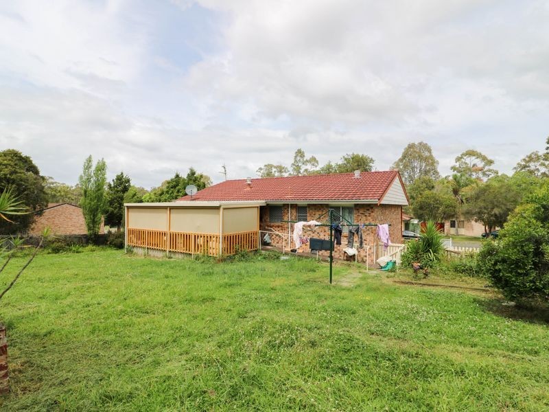 4 Hughes Street, Taree NSW 2430