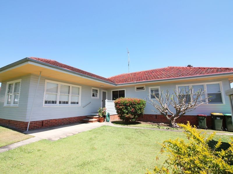 14 Bahtoo Parade, Taree NSW 2430