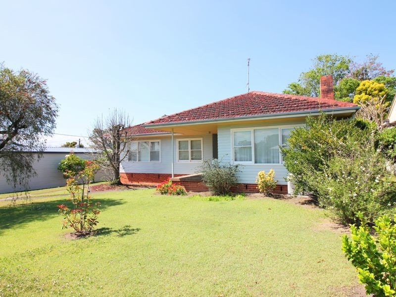 14 Bahtoo Parade, Taree NSW 2430