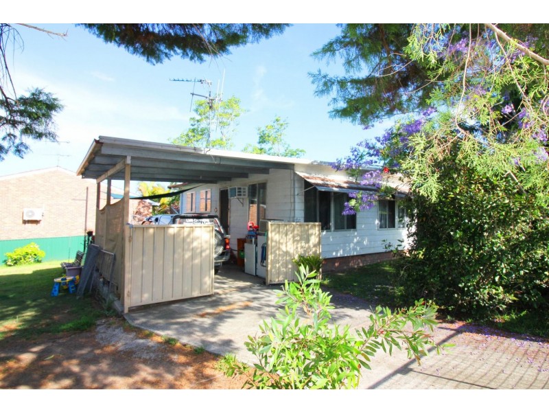 49 Kanangra Drive, Taree NSW 2430