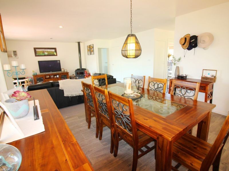 6 Winter Street, Tinonee NSW 2430