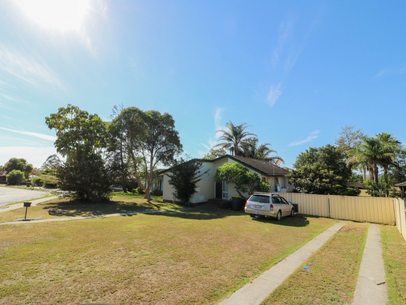 1 Pindari Crescent, Taree NSW 2430