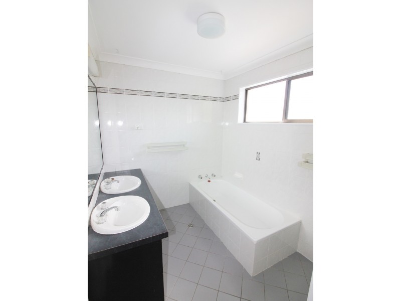 37 Ritchie Crescent, Taree NSW 2430