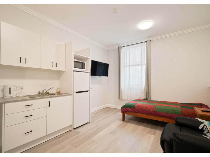 4 Pulteney Street, Taree NSW 2430