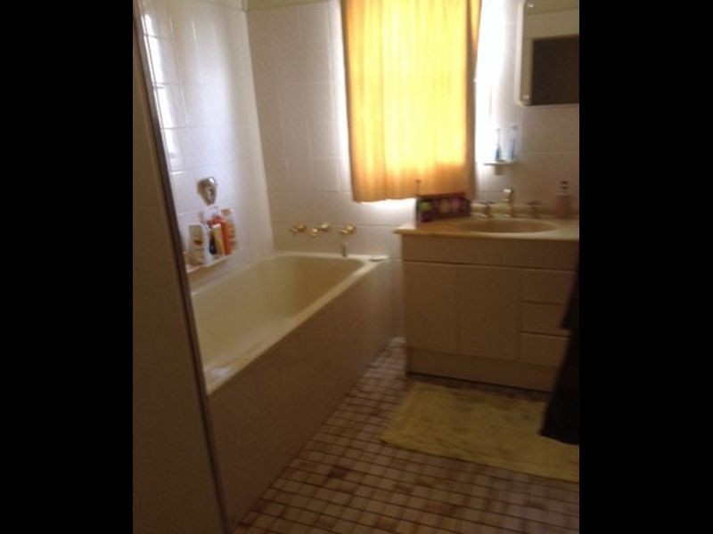 22 McRae Avenue, Taree NSW 2430